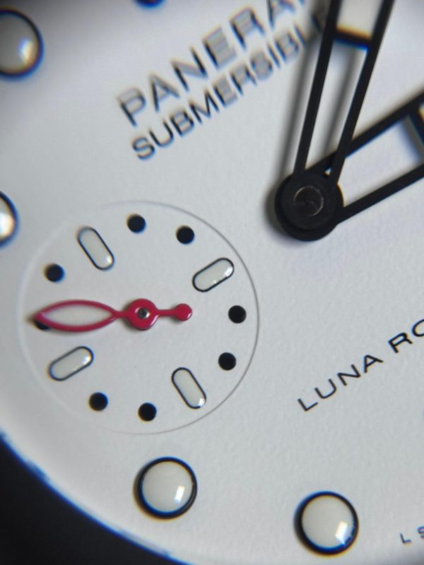 Panerai Submersible Luna Rossa