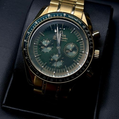 OMEGA Speedmaster Professional Moonwatch in Moonshine