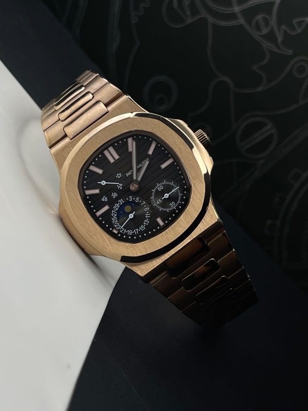 Patek Philippe Nautilus 5712/1R-001