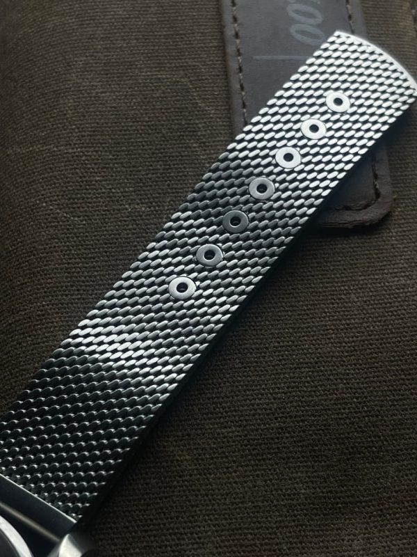 IMG-20251118-WA0083 Omega Seamaster Diver 300M 007 Edition watch with a titanium mesh bracelet Swiss Grade