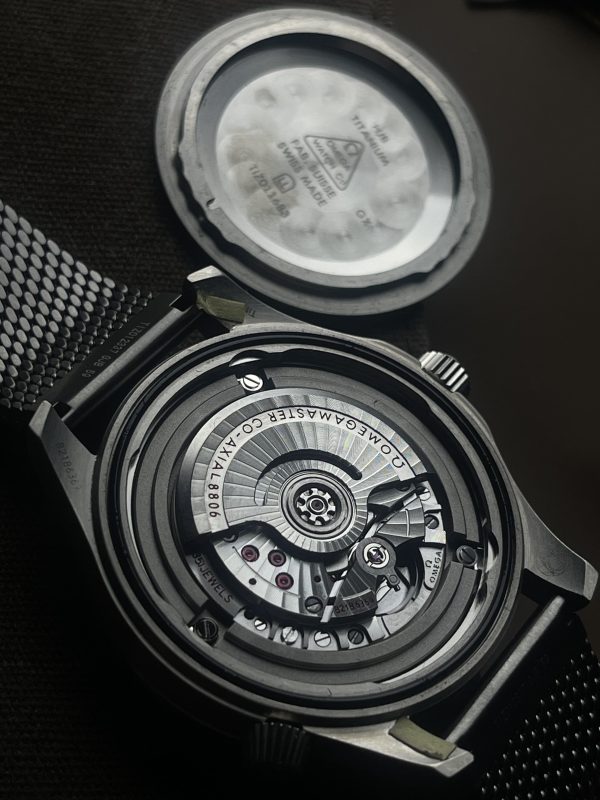 IMG-20251118-WA0092 Omega Seamaster Diver 300M 007 Edition watch with a titanium mesh bracelet Swiss Grade