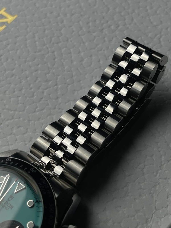 Tudor Black Bay Chrono Flamingo Blue swiss grade