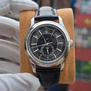 Patek Philippe Complications 5205G-013 Annual Calendar watch Master Grade