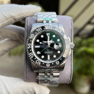 Rolex GMT Master II. Oyster, 40 mm, Reference 126710GRNR Master Grade