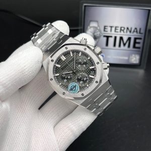 Audemars Piguet Royal Oak Chronograph 41 mm in stainless steel, likely a ref. 26240ST swiss 1:1