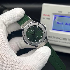 Hublot Classic Fusion  Green 42mm watch with a green lined rubber strap swiss 1:1 grade
