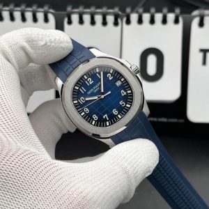 Patek Philippe Aquanaut reference 5168G-001 blue dial and a blue strap Swiss Grade