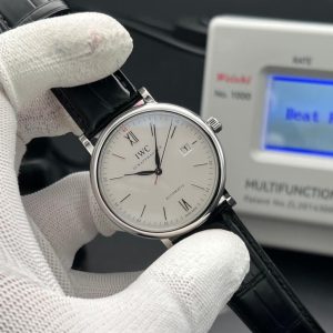 IWC Portofino Automatic ref. IW356501 is a stainless steel watch featuring a silver-plated dial, black leather strap, and a 40mm case Swiss 1:1 Grade