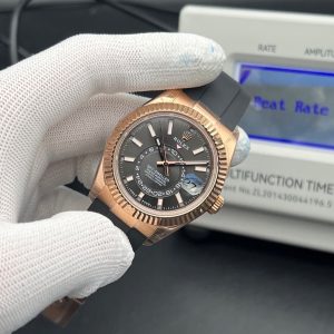 Rolex Sky-Dweller watch in rose gold with a black dial on an Oysterflex rubber strap, likely reference 326235 Swiss 1:1 Grade
