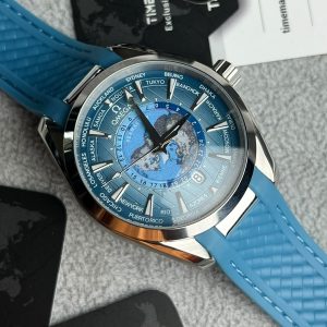 OMEGA Seamaster Aqua Terra  blue dial with a map Euro grade